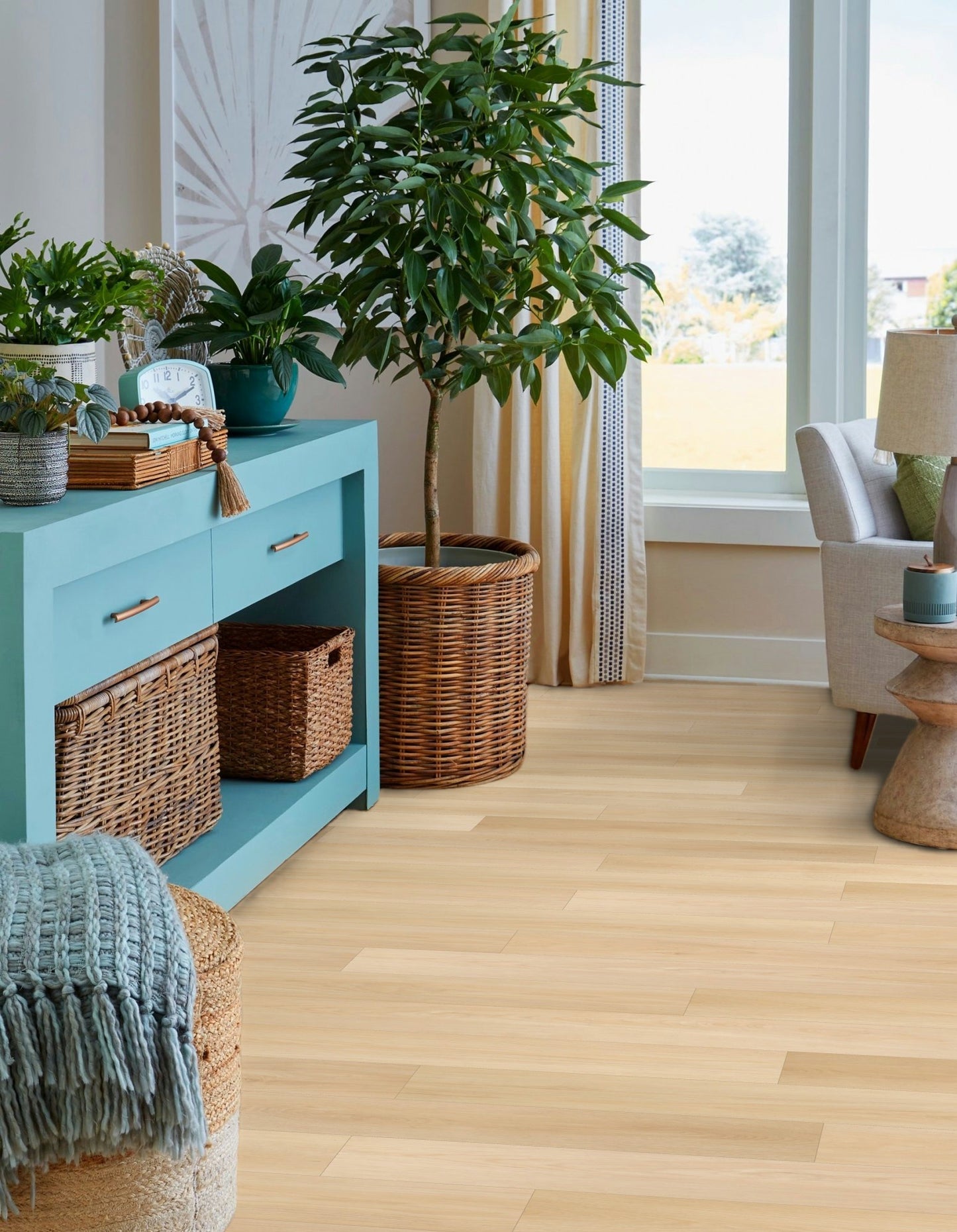 14mm Savanna AC4 Wear Layer Painted Bevel EIR Laminate Floor 9.25 in. Wide x 60 in. Long