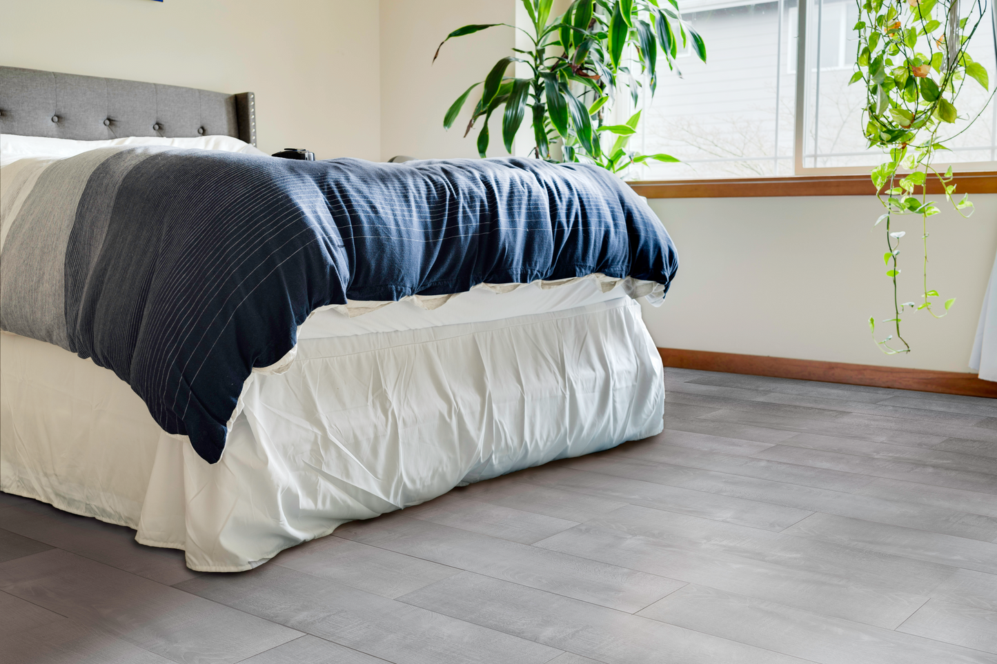 10 mm Bermuda EIR Laminate Plank Floor 7.7 in. Wide x 48 in. Long - Sample